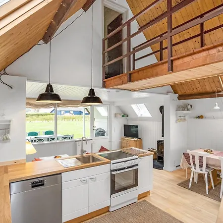 Three-bedroom In Sydals * Skovmose